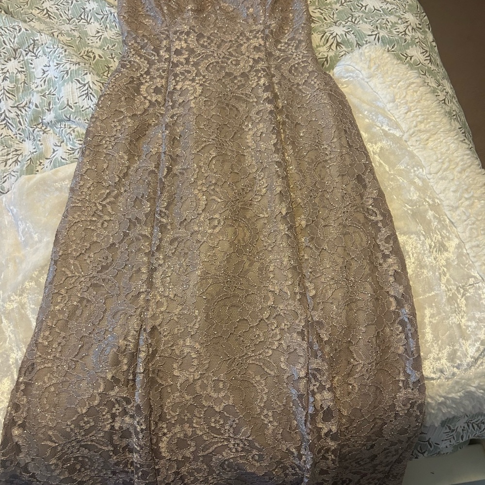 Size 6 R&M Richards off the shoulder ball gown from Dillards. Worn once! - Picture 5 of 5